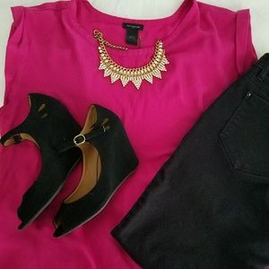 ANN TAYLOR FUSIA FOLDED SLEEVE BLOUSE